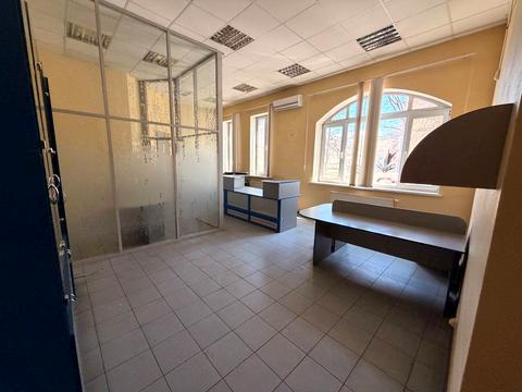 коммерческая по адресу Почайнинская ул., 25/49