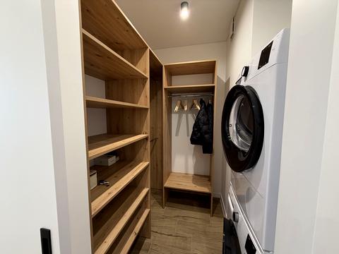 квартира за адресою Олександра Олеся вул., 17