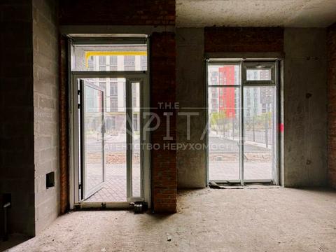 комерційна за адресою Київська вул., 1