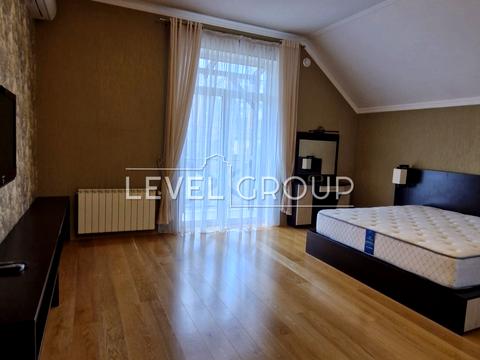 будинок за адресою Патріотів вул.