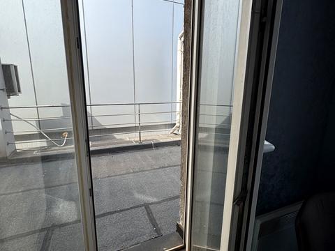 комерційна за адресою Горького, 8