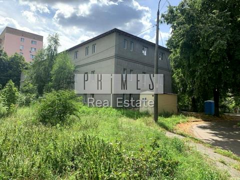 комерційна за адресою Полкова вул., 74
