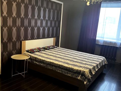 квартира за адресою Анни Ахматової вул., 3