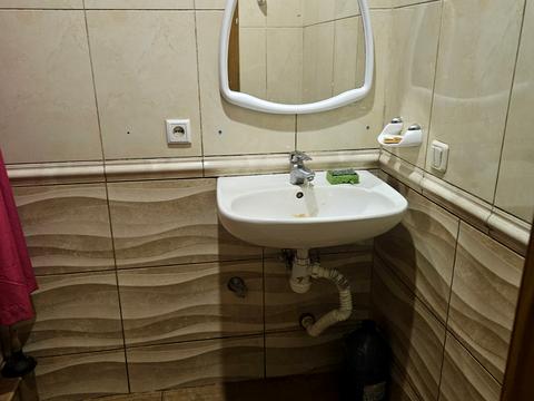 комерційна за адресою Максима Токарева вул. (Вузівська), 4