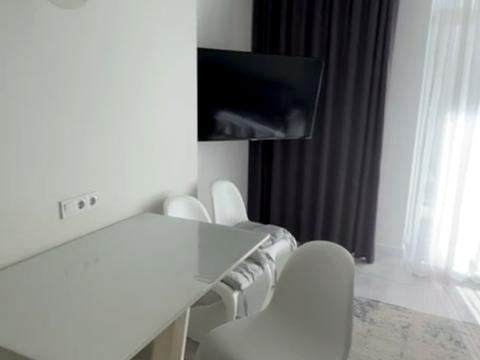 квартира за адресою Академіка Заболотного вул., 15-Б