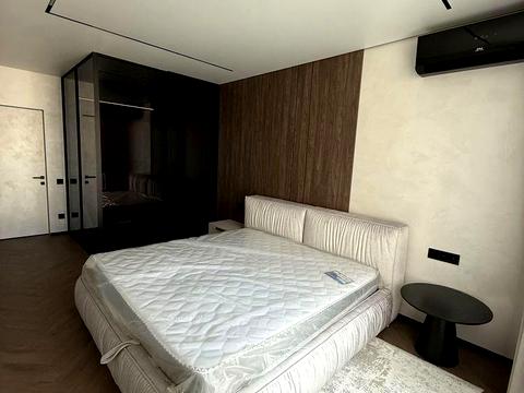 квартира за адресою Дніпровська набережна вул., 15-К