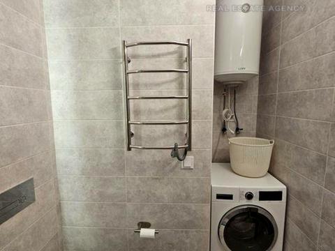 квартира по адресу Олеся Бердника ул., 1-В