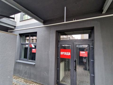 комерційна за адресою Залізнична вул., 7