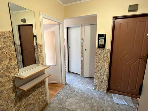 квартира за адресою Михайла Максимовича вул., 9а