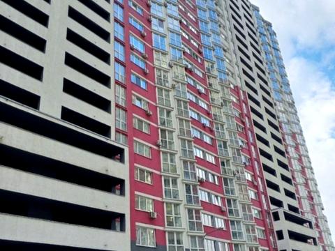 квартира за адресою Київ, Драгоманова вул., 2-А