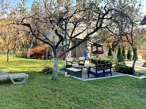 будинок за адресою Джерельна