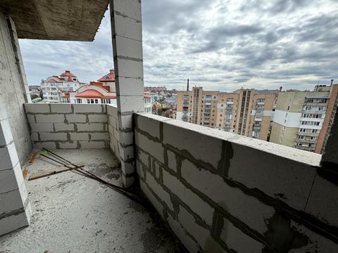 квартира за адресою Коновальця вул., (Будинок)