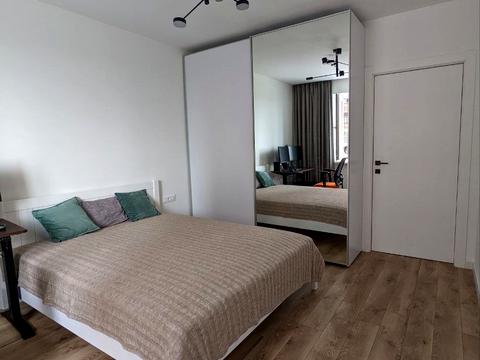 квартира по адресу Ивана Пулюя ул., 40/15