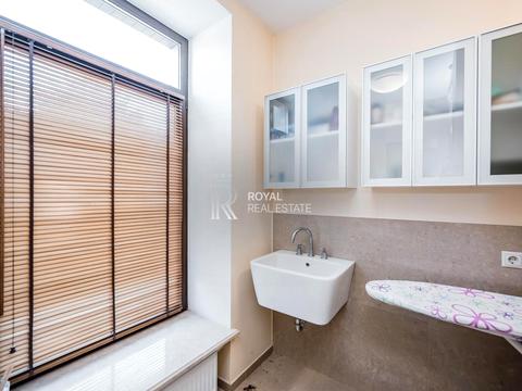 будинок за адресою с. Хотянівка, Центральна вул., 5