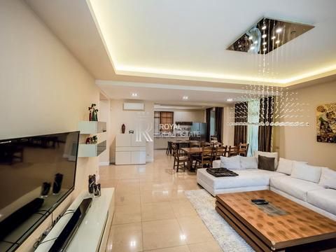 будинок за адресою с. Хотянівка, Центральна вул., 5