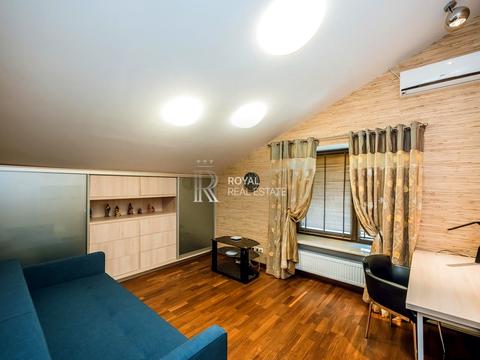 будинок за адресою с. Хотянівка, Центральна вул., 5