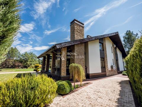 будинок за адресою с. Хотянівка, Центральна вул., 5