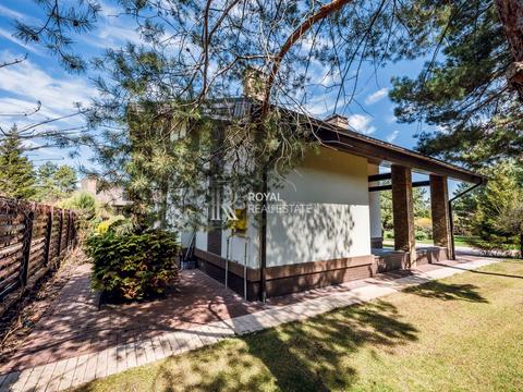 будинок за адресою с. Хотянівка, Центральна вул., 5