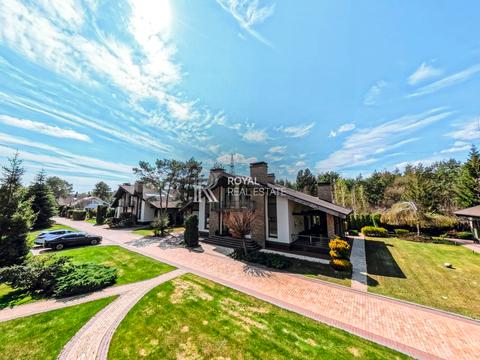 будинок за адресою с. Хотянівка, Центральна вул., 5