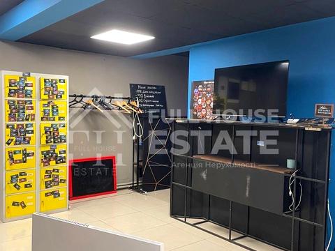 комерційна за адресою Саксаганського вул., 30