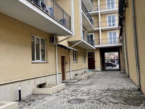 квартира за адресою Степова вул., 28