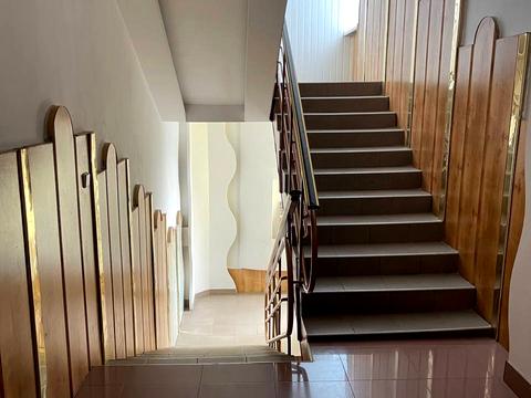 комерційна за адресою Гайдамацька вул. (Марфи Струтинської), 21