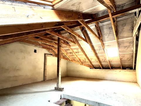 дом по адресу Хмельницького