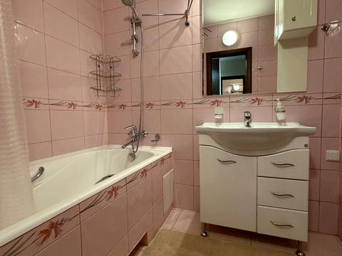 квартира за адресою Федора Ернста вул., 2