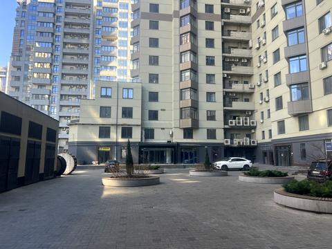 квартира за адресою Андрія Верхогляда вул. (Михайла Драгомирова), 14-А