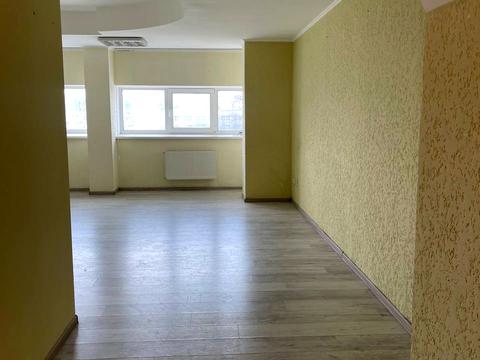 комерційна за адресою Гайдамацька вул. (Марфи Струтинської), 21