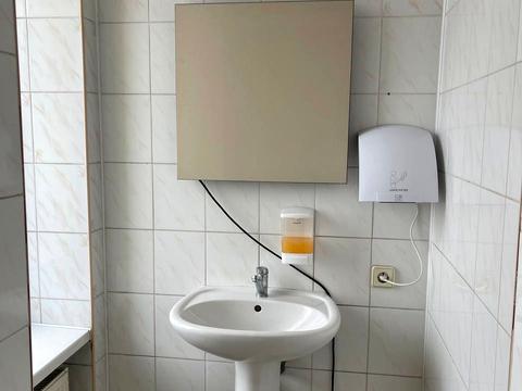 комерційна за адресою Гайдамацька вул. (Марфи Струтинської), 21