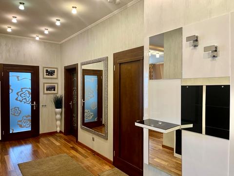 квартира за адресою Лабораторна вул., 8