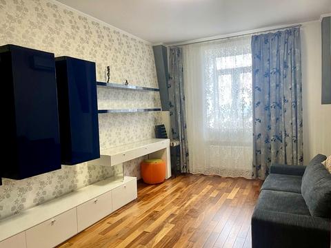 квартира за адресою Лабораторна вул., 8