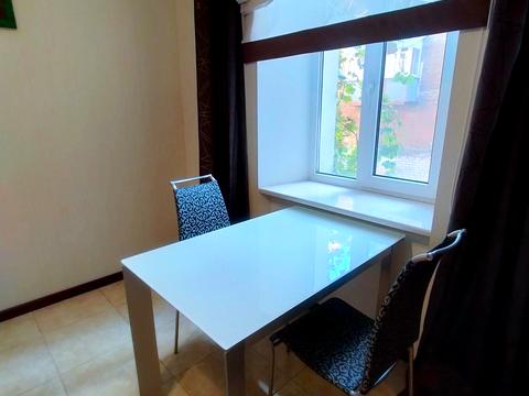 квартира за адресою Святослава Караванського вул. (Жуковського), 5