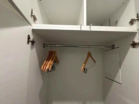 квартира по адресу Мольера ул., 77