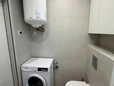 квартира по адресу Мольера ул., 77