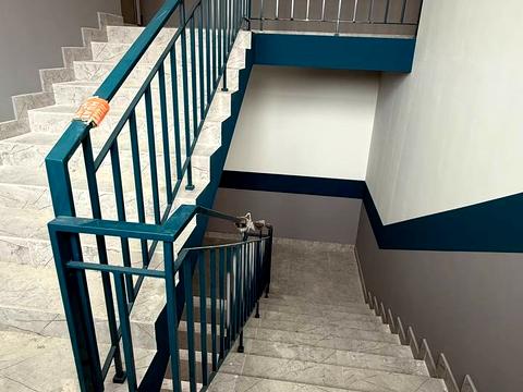 комерційна за адресою Щирецька вул., 23