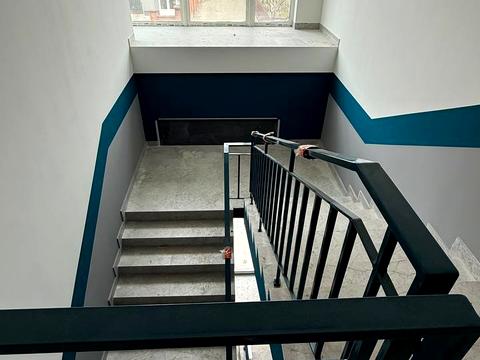 комерційна за адресою Щирецька вул., 23