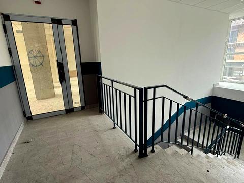 комерційна за адресою Щирецька вул., 23