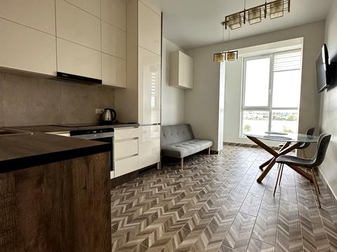 квартира за адресою В'ячеслава Чорновола вул., 94-Е