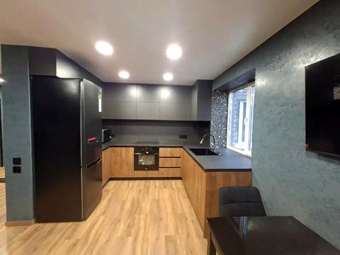 квартира за адресою Володимира Антоновича вул. (Свердлова), 4