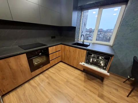 квартира за адресою Володимира Антоновича вул. (Свердлова), 4