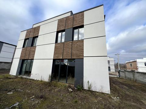 дом по адресу Кулика і Гудачека ул. (Макарова)