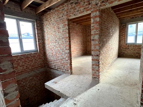 дом по адресу Кулика і Гудачека ул. (Макарова)