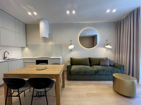 квартира за адресою Андрія Верхогляда вул. (Михайла Драгомирова), 15-Б