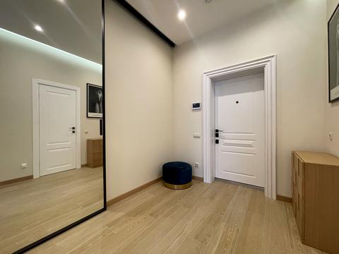 квартира за адресою Андрія Верхогляда вул. (Михайла Драгомирова), 15-Б