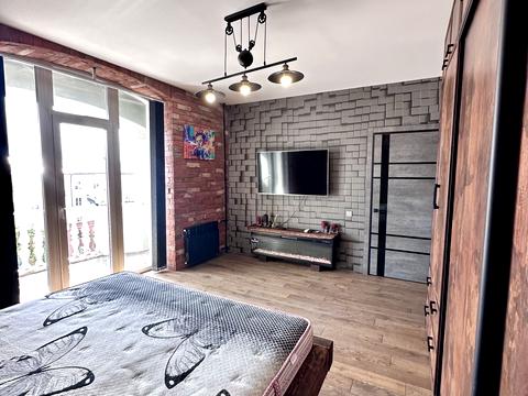 квартира за адресою Дмитра Яворницького просп. (Карла Маркса), 100