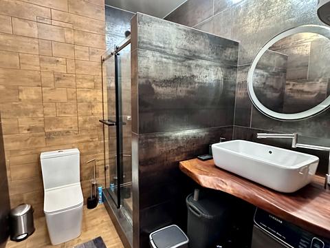 квартира за адресою Дмитра Яворницького просп. (Карла Маркса), 100