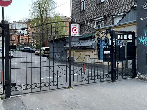 квартира за адресою Дмитра Яворницького просп. (Карла Маркса), 46