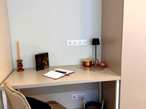 квартира за адресою Причальна вул., 14